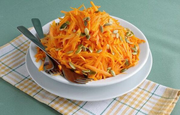 Autumn salad based on pumpkin seeds helps fight prostatitis